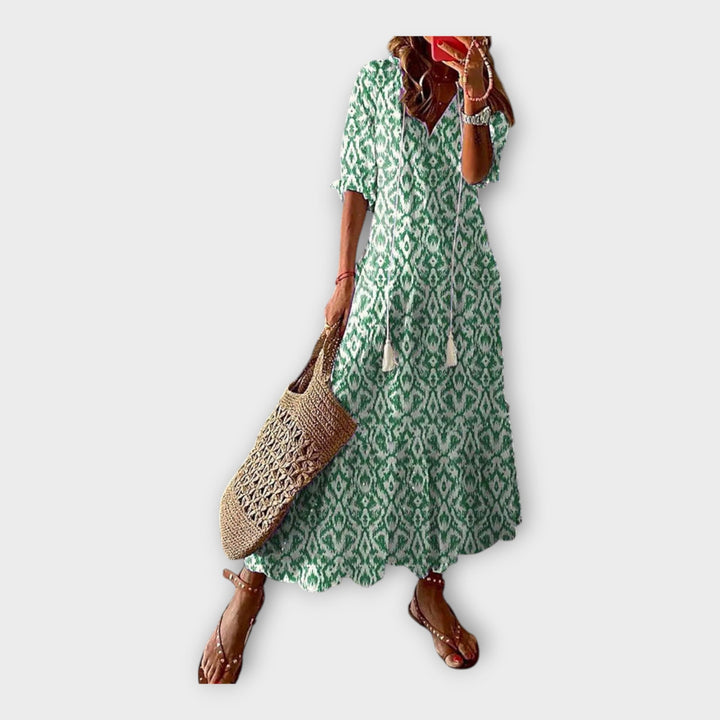 Vintagemekko | Kirjailu ja V-aukko