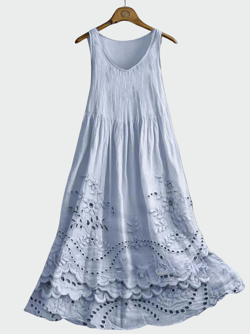 Englantilaisella pitsillä varustettu mekko | Tyylikäs ja naisellinen