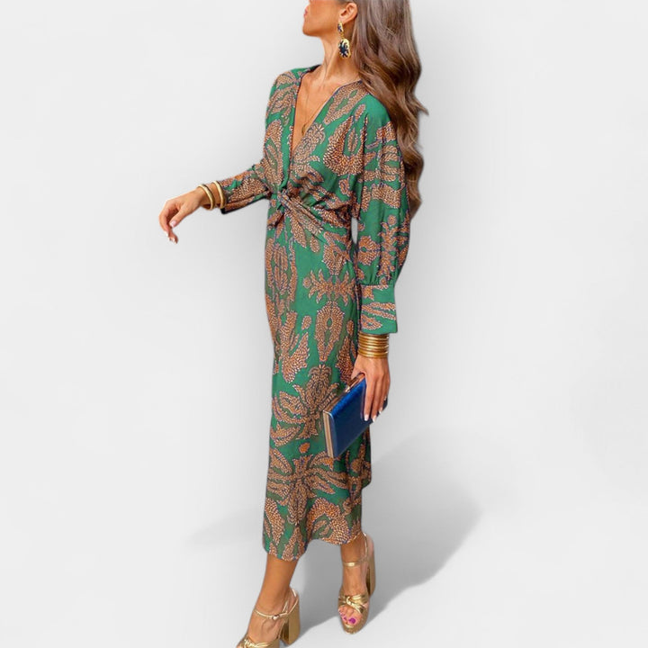 Minimalistinen | Satiini Mekko