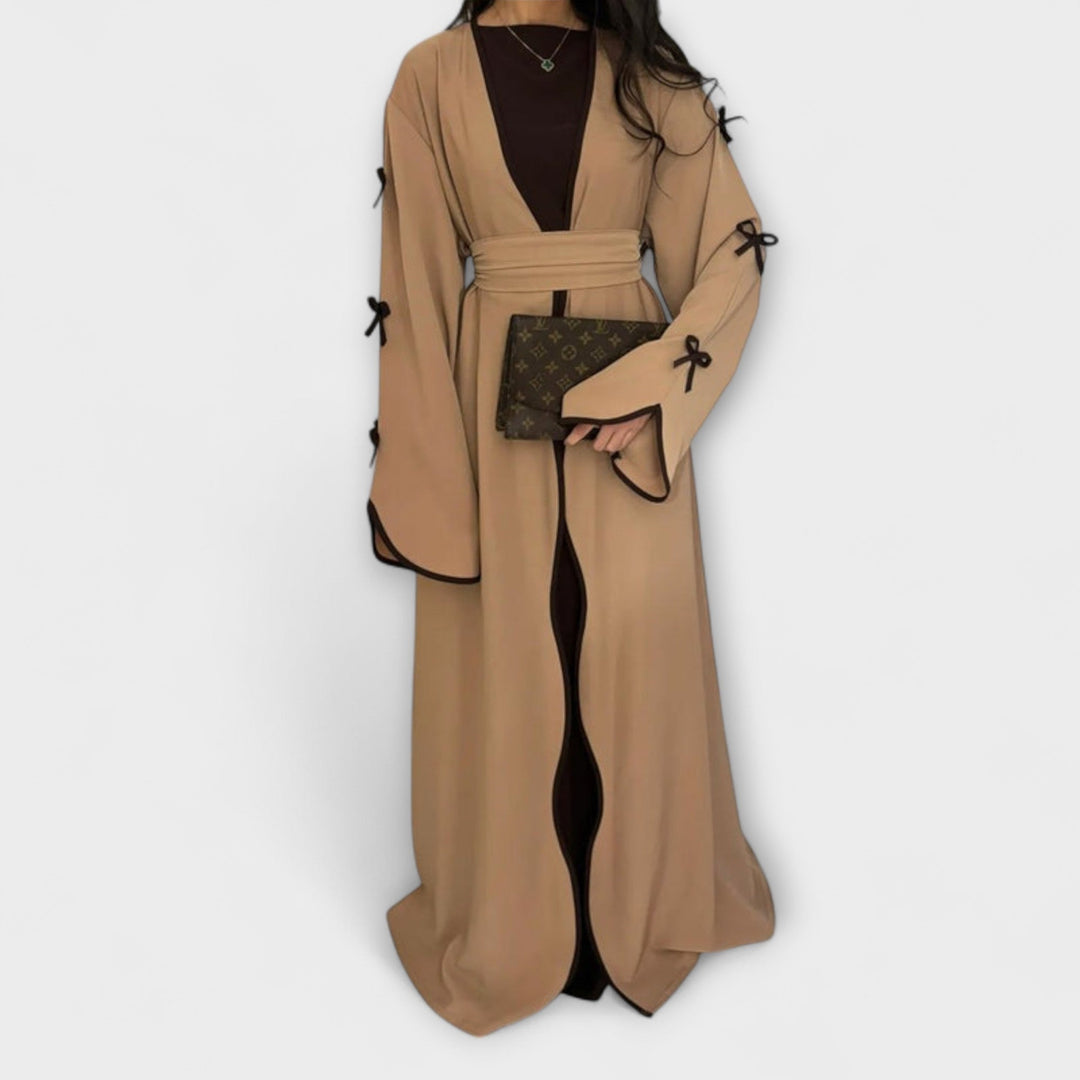 Tyylikäs Cardigan | Mekko Raitakoristeella