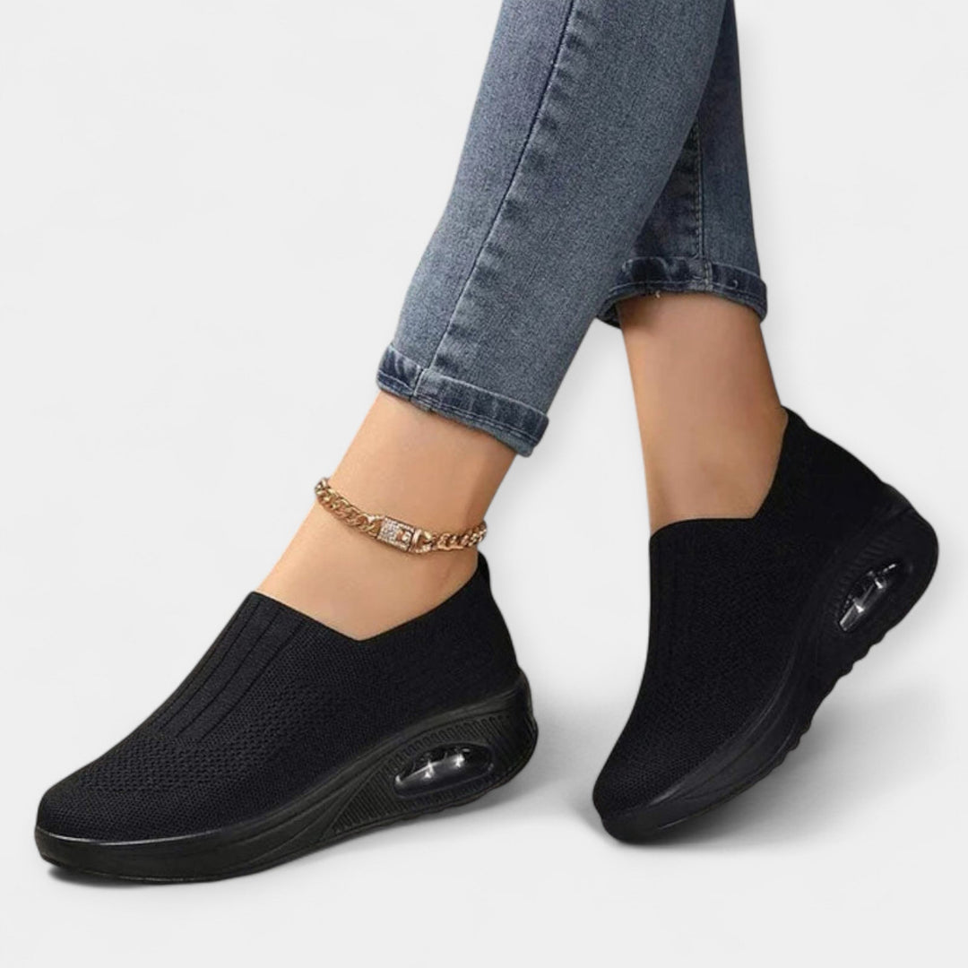 Mukavat | Helposti Pukeutuvat Kengät