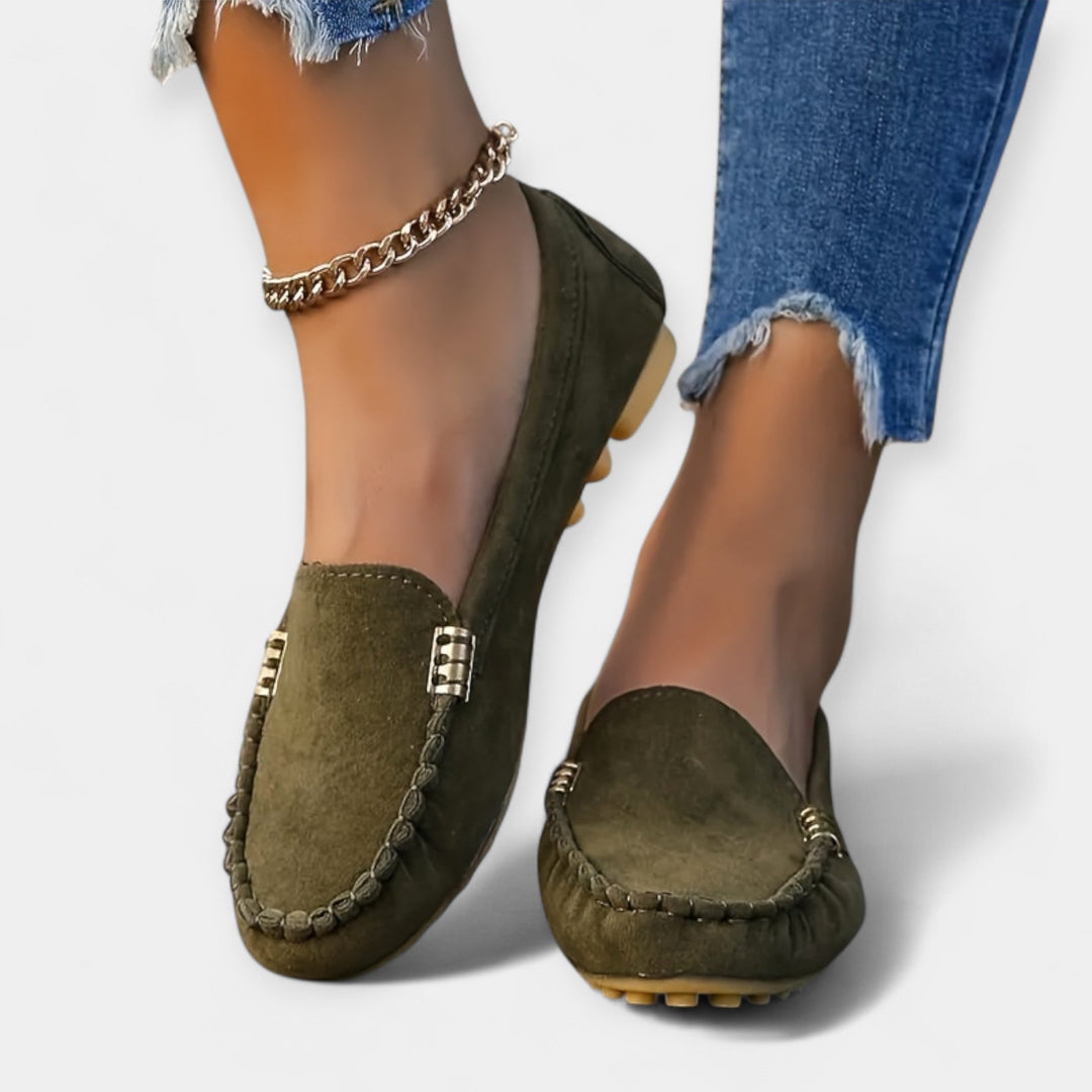 Loafers | Metallikoristeilla