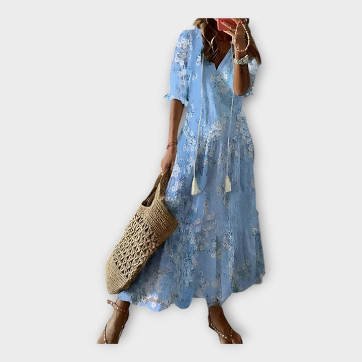 Vintagemekko | Kirjailu ja V-aukko