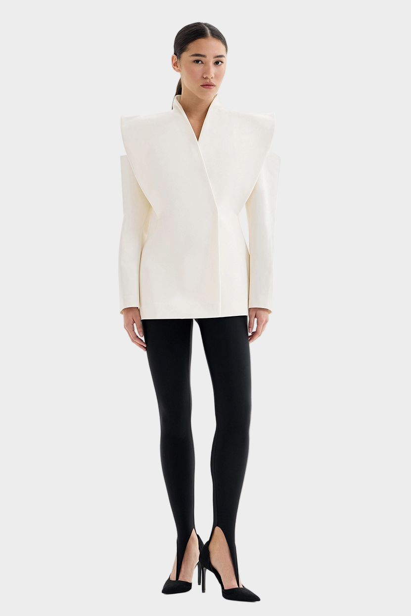 Veistoksellinen takki | Korostetut olkapäät