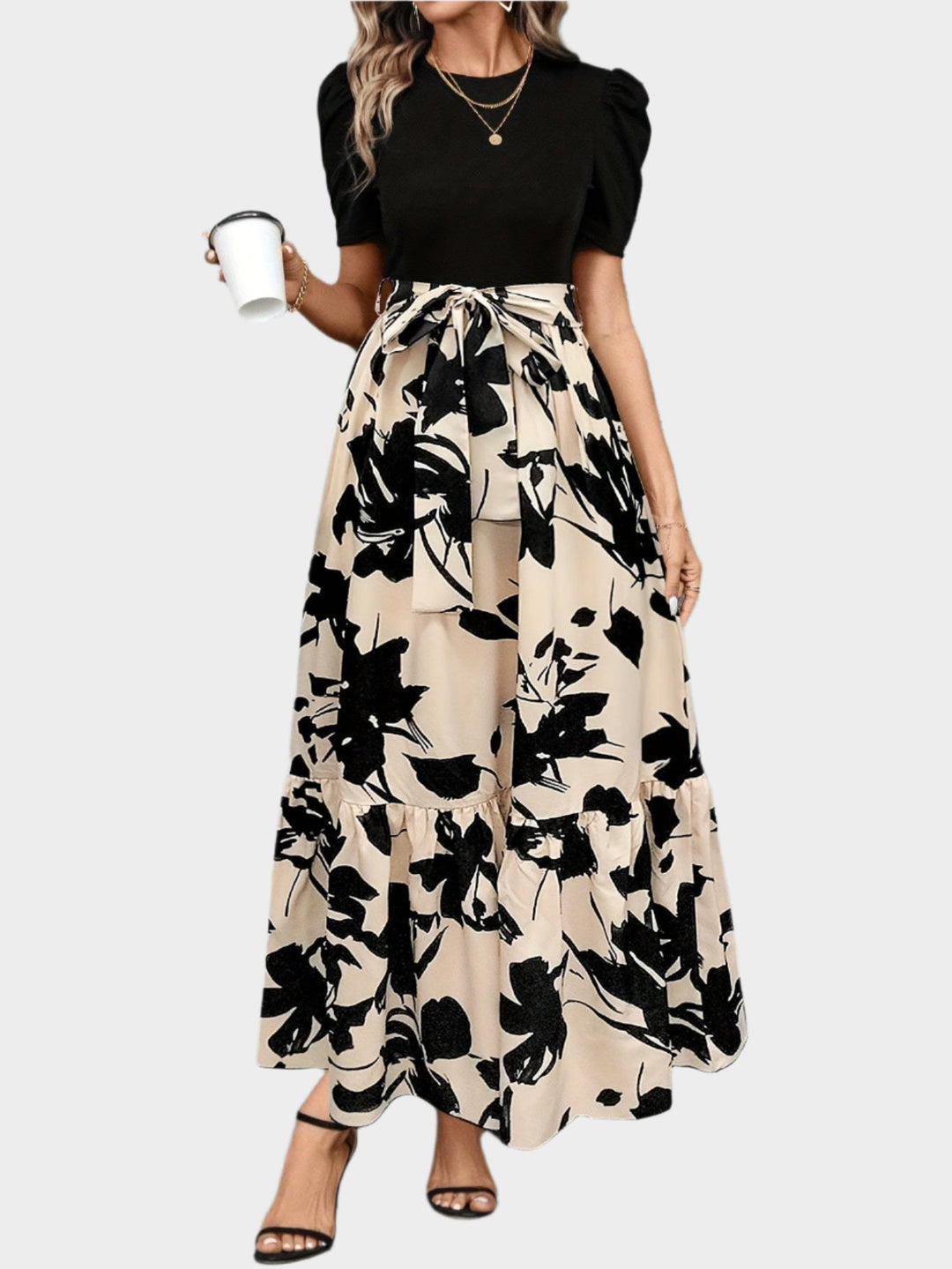 Kukallinen Mekko | Korkealla Vyötäröllä | Raidallisilla Kuvioilla