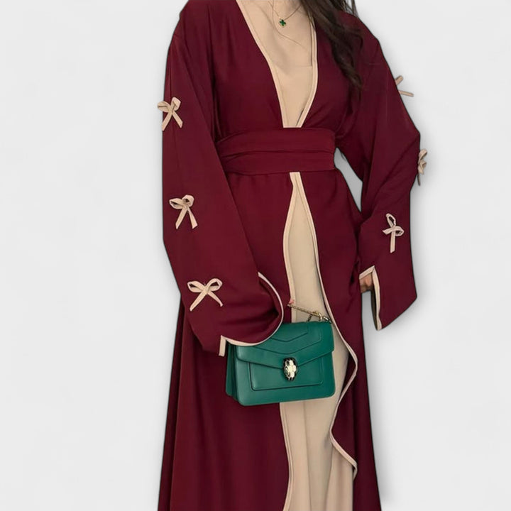 Tyylikäs Cardigan | Mekko Raitakoristeella