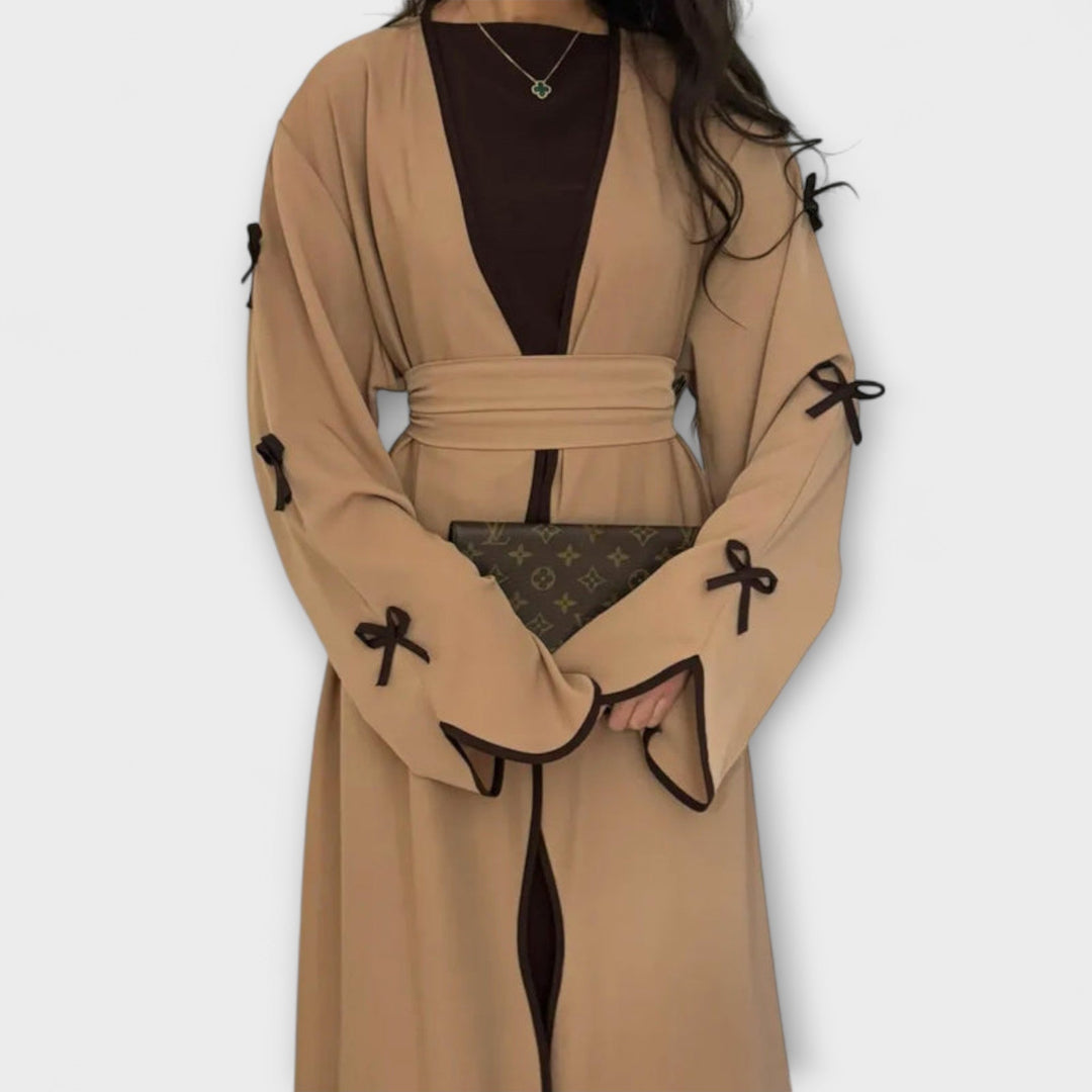 Tyylikäs Cardigan | Mekko Raitakoristeella