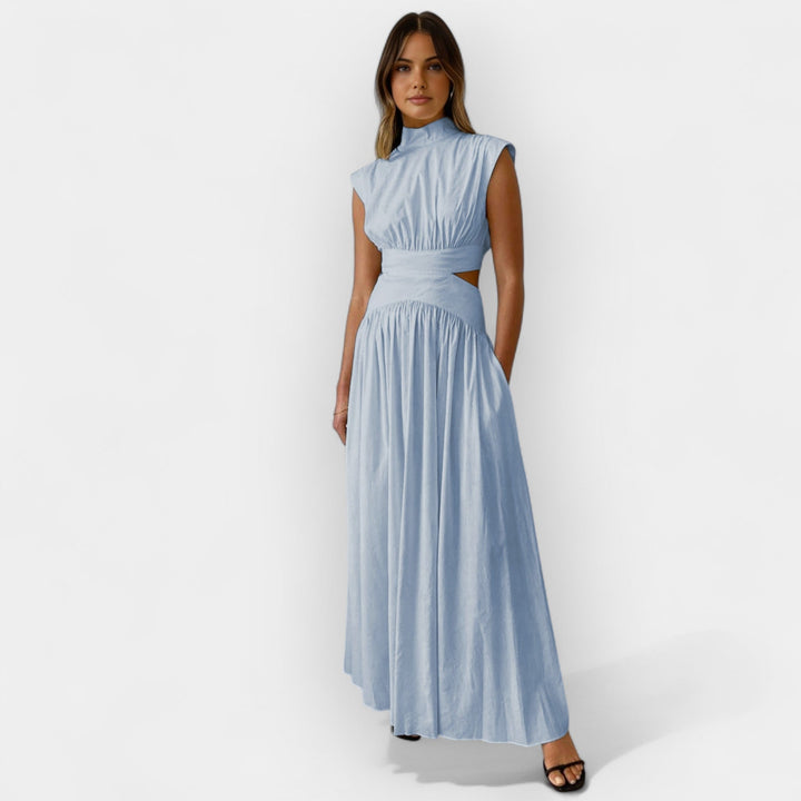 Tyylikäs Mekko | Leikkauksilla