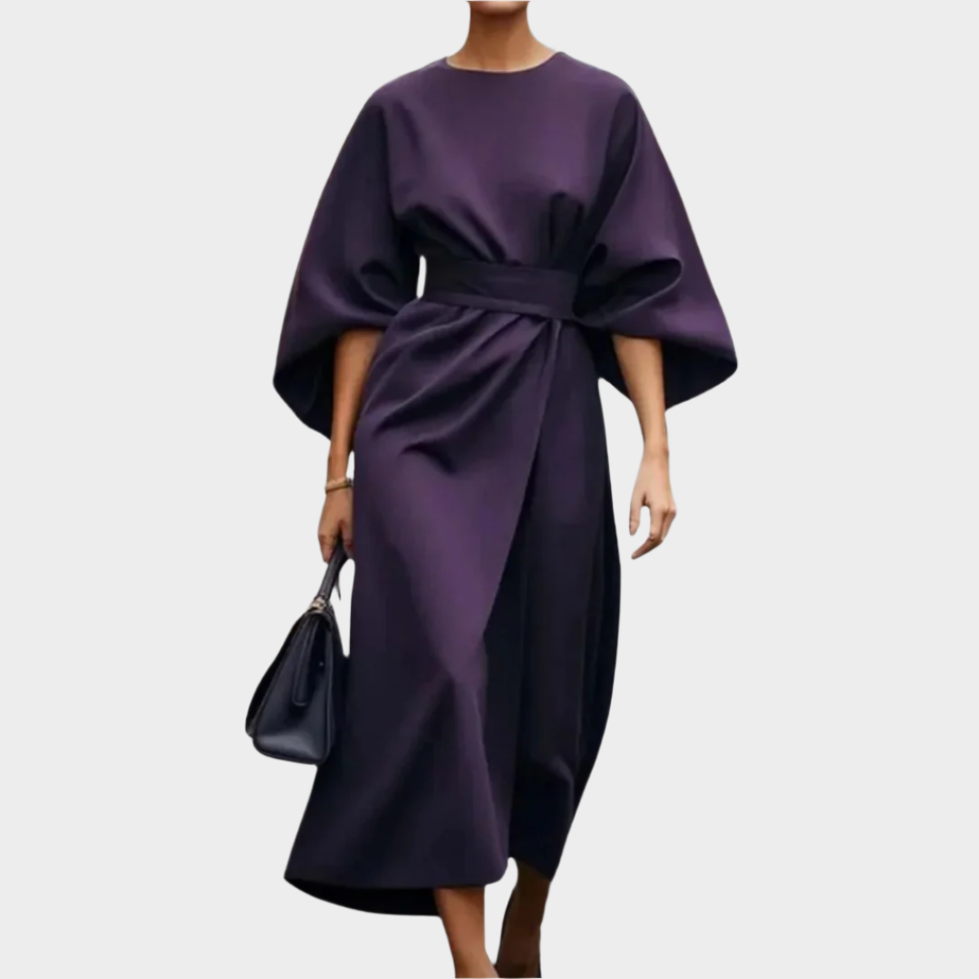 Minimalistinen Mekko | Vyöllä ja Leveillä Hihoilla