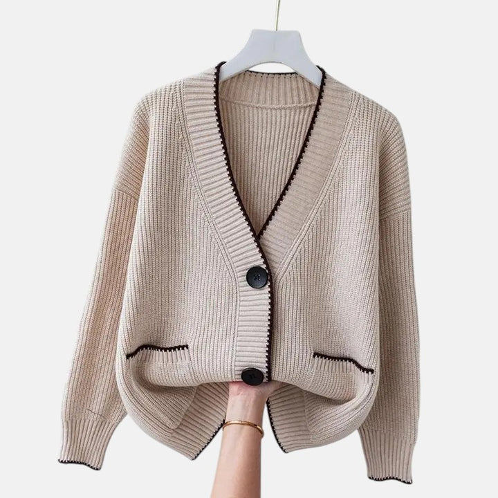 Tyylikäs | Ylisuurennettu Neuleliivi