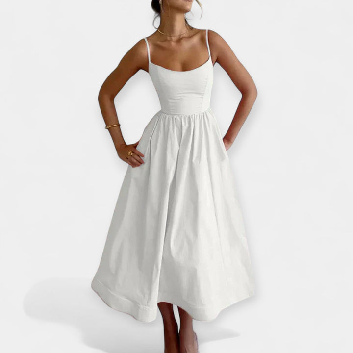 Mini Mekko | Pyöreällä Kaula-aukolla ja Olkaimilla