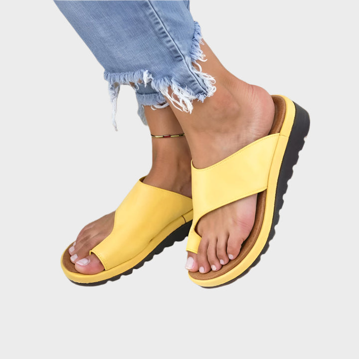 Erittäin Mukavat | Ortopediset Kesäsaappaat