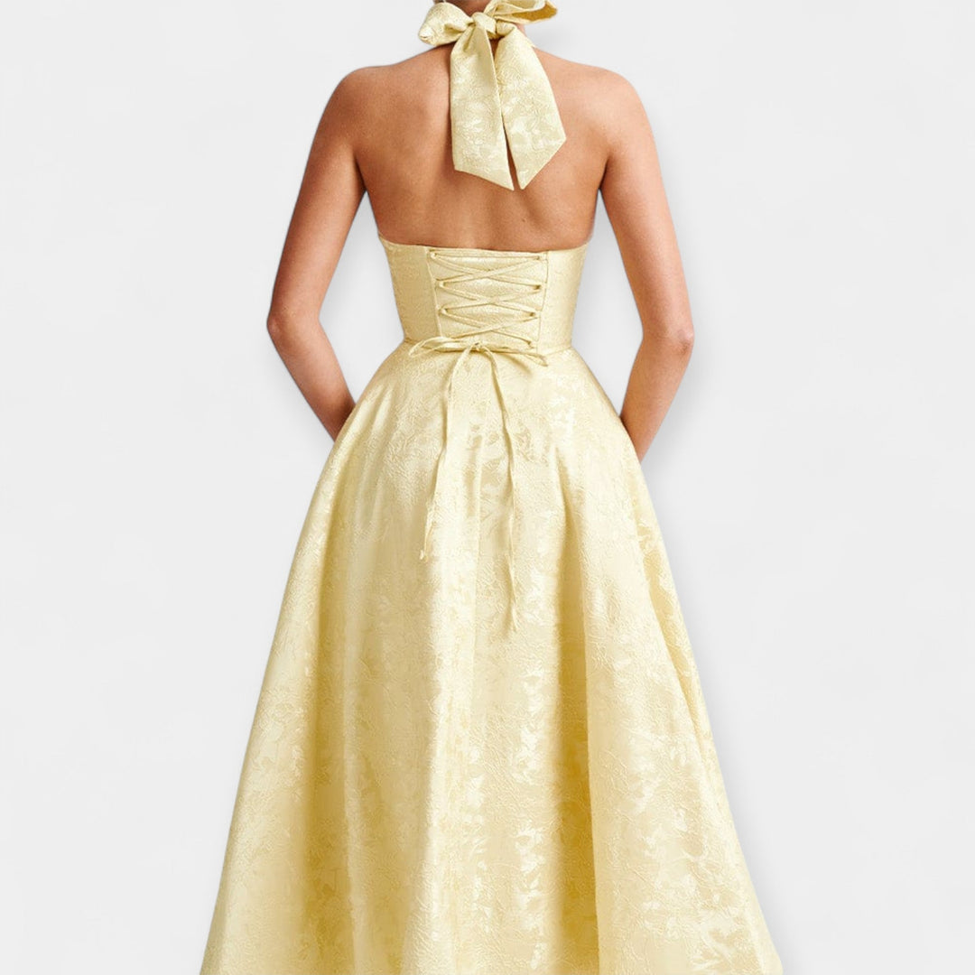 Midi Mekko | Avoimella Selällä | Korsettimuotoilulla