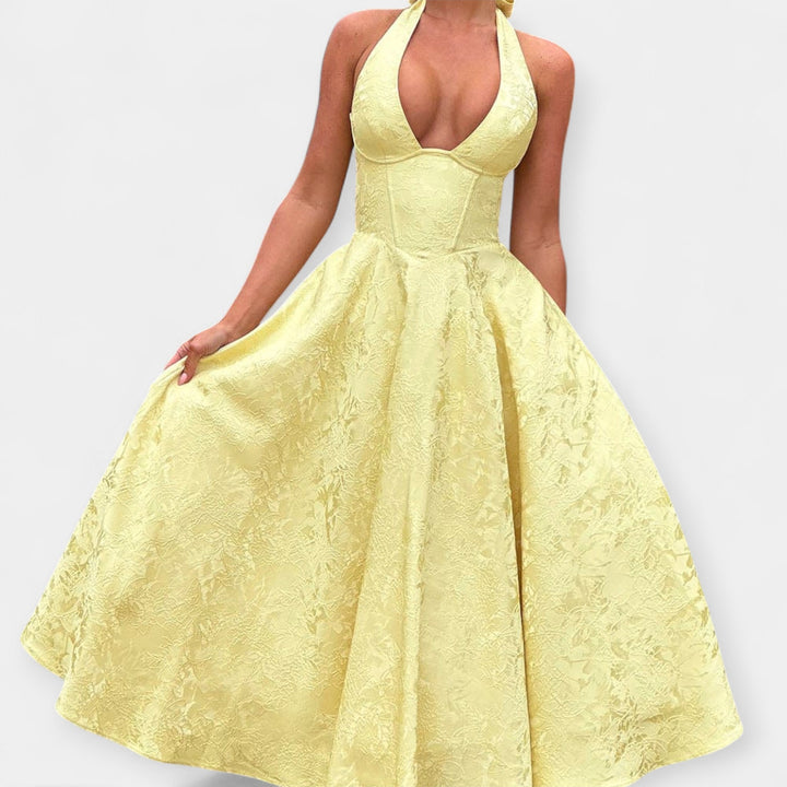 Midi Mekko | Avoimella Selällä | Korsettimuotoilulla