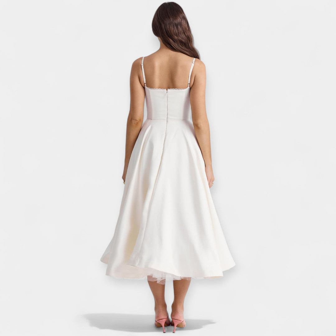 Midi Mekko | Läpinäkyvällä Tyllillä