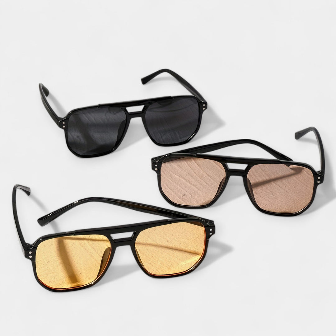 Neliömäiset Lasit | Niiteillä