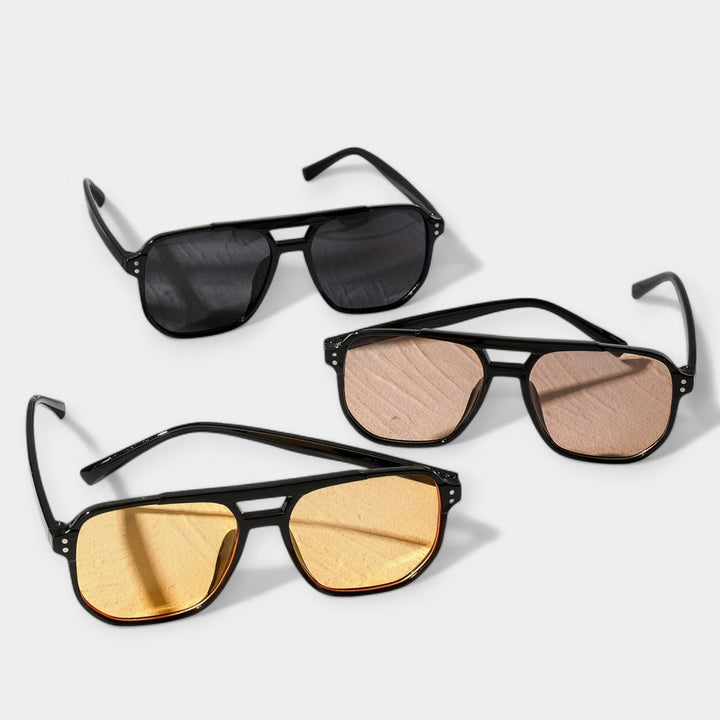 Neliömäiset Lasit | Niiteillä