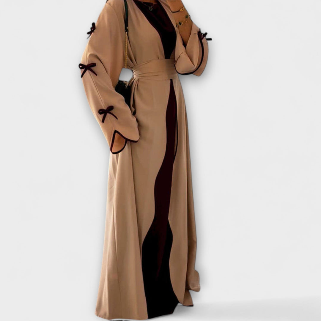 Tyylikäs Cardigan | Mekko Raitakoristeella