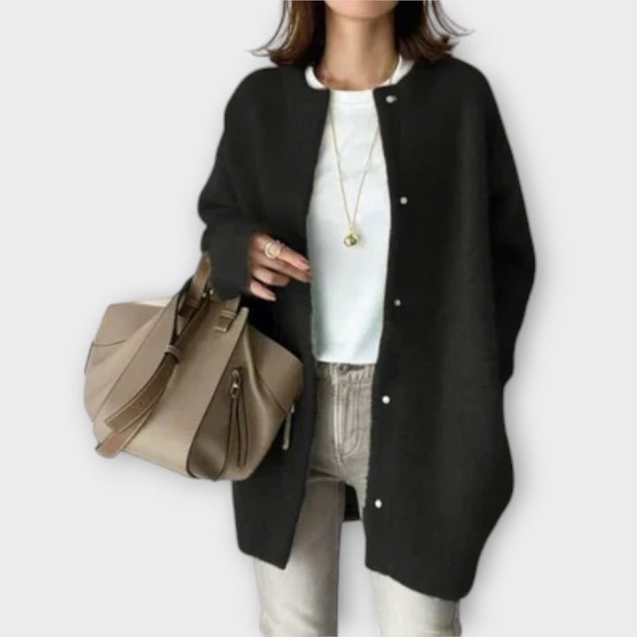 Lilly | Tyylikäs Neulejakku