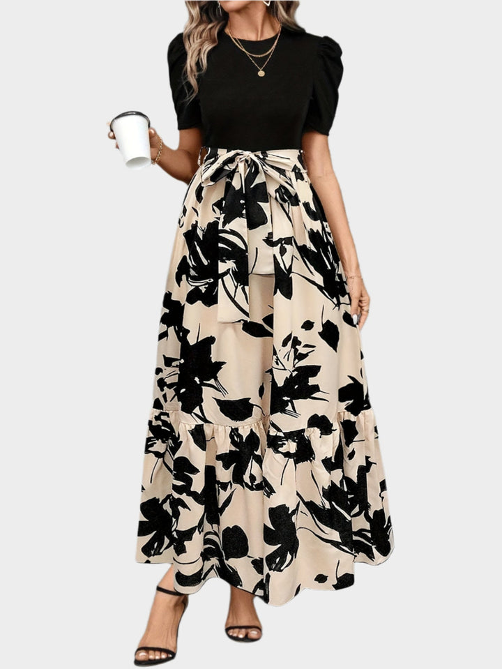 Kukallinen Mekko | Korkealla Vyötäröllä | Raidallisilla Kuvioilla