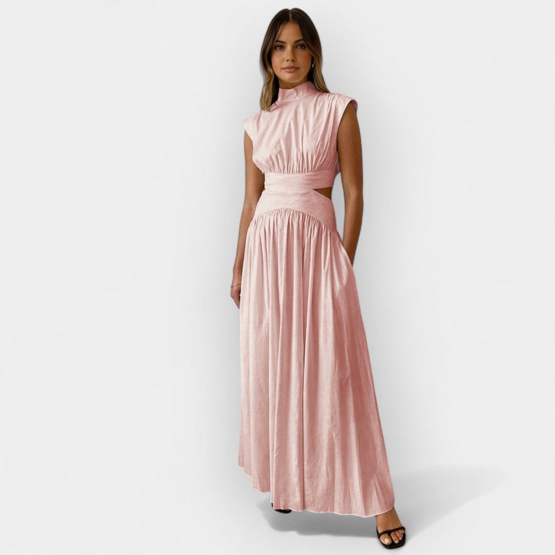 Tyylikäs Mekko | Leikkauksilla