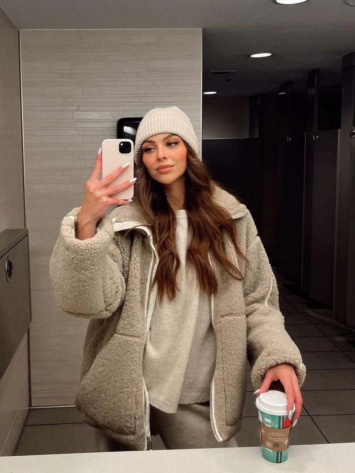 Kaja | Weicher Teddymantel mit Stehkragen