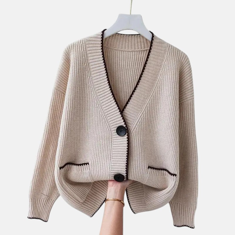 Tyylikäs | Ylisuurennettu Neuleliivi