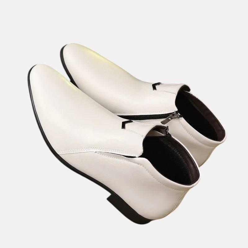 ALEJANDRO | NAHKASAAPPAAT VETOKETJULLA