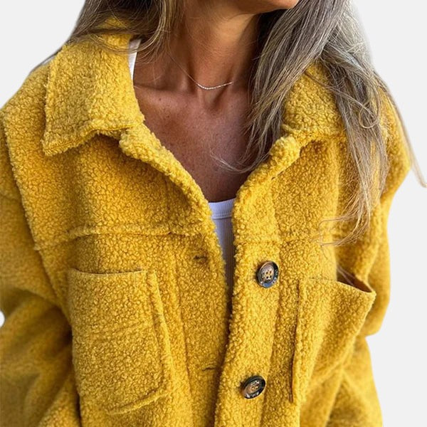 Aino | Lyhyt takki, jossa on käänteet