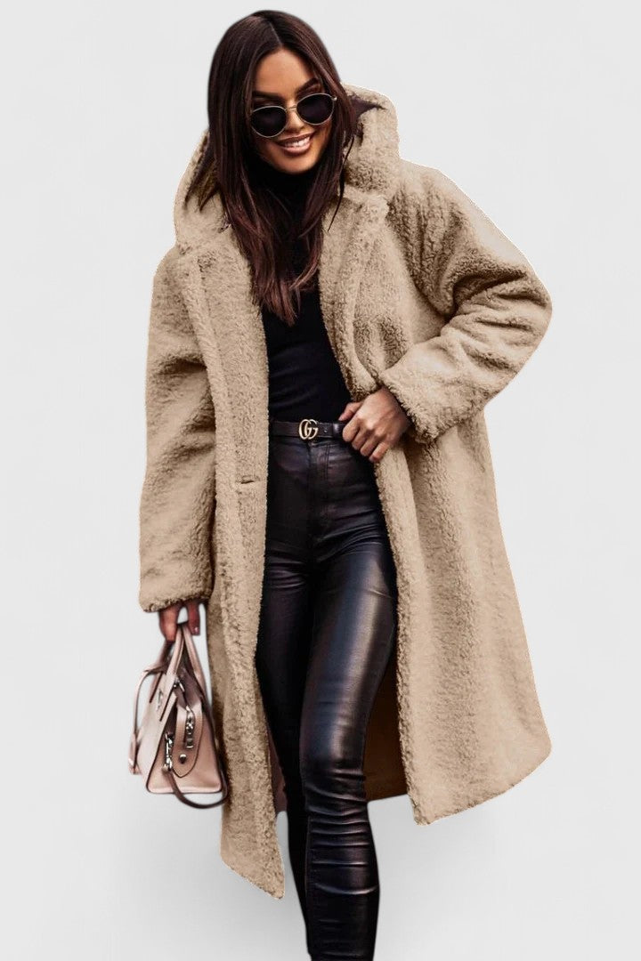 Brionyssa | Elegant Coat