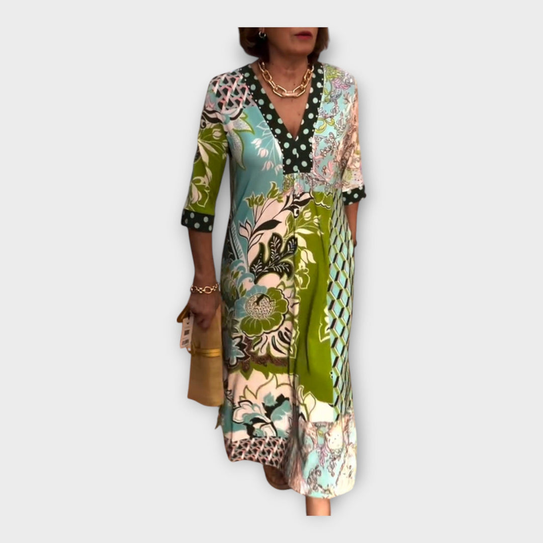 Värikäs Mekko | Napilla ja 3/4 Hihalla